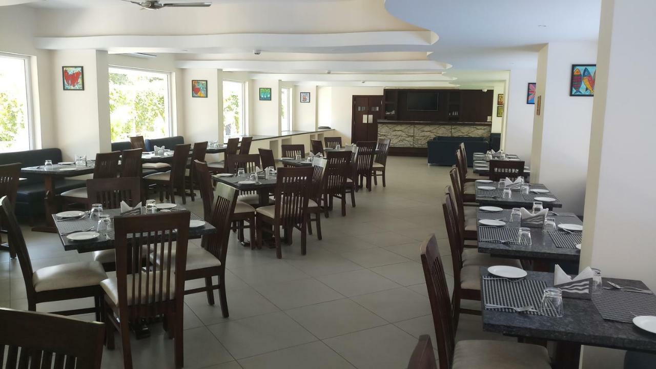 Regenta Central North Goa, Arpora Zewnętrze zdjęcie
