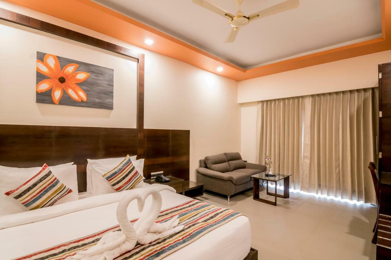 Regenta Central North Goa, Arpora Zewnętrze zdjęcie