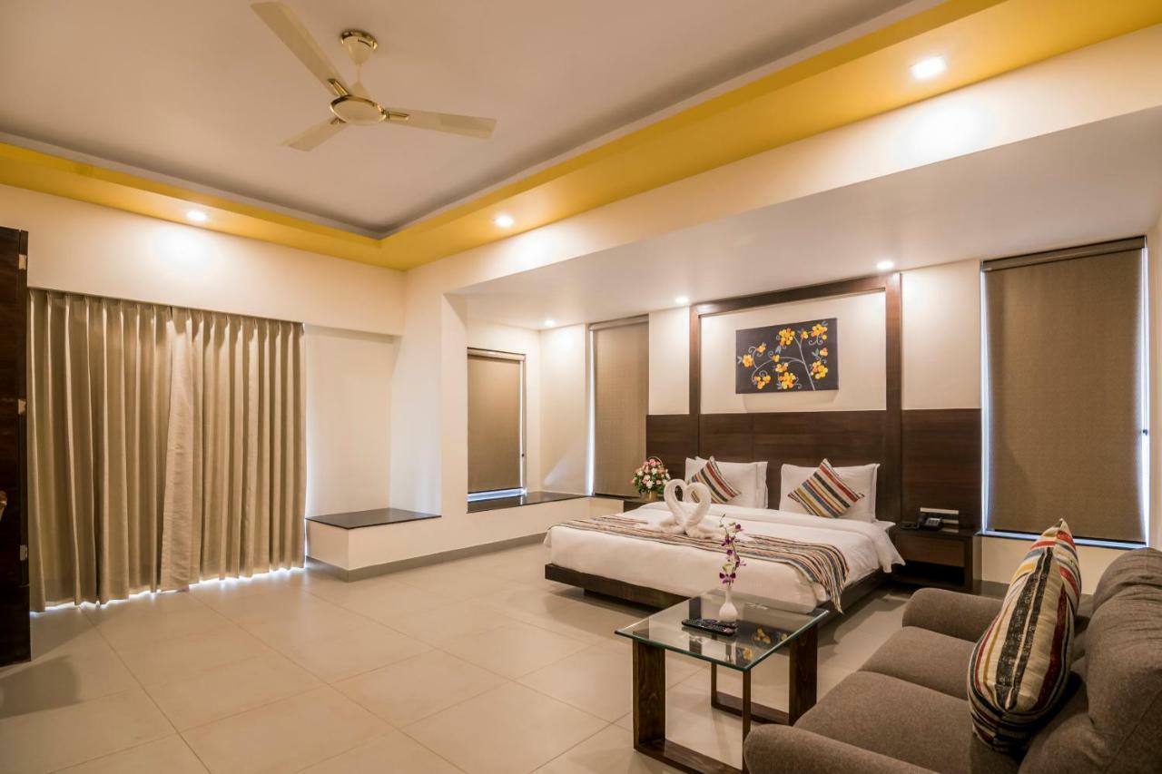 Regenta Central North Goa, Arpora Zewnętrze zdjęcie