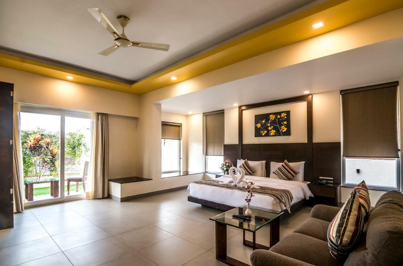 Regenta Central North Goa, Arpora Zewnętrze zdjęcie